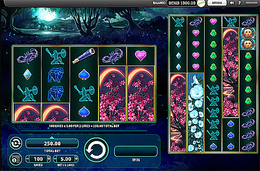 Play Lunaris
